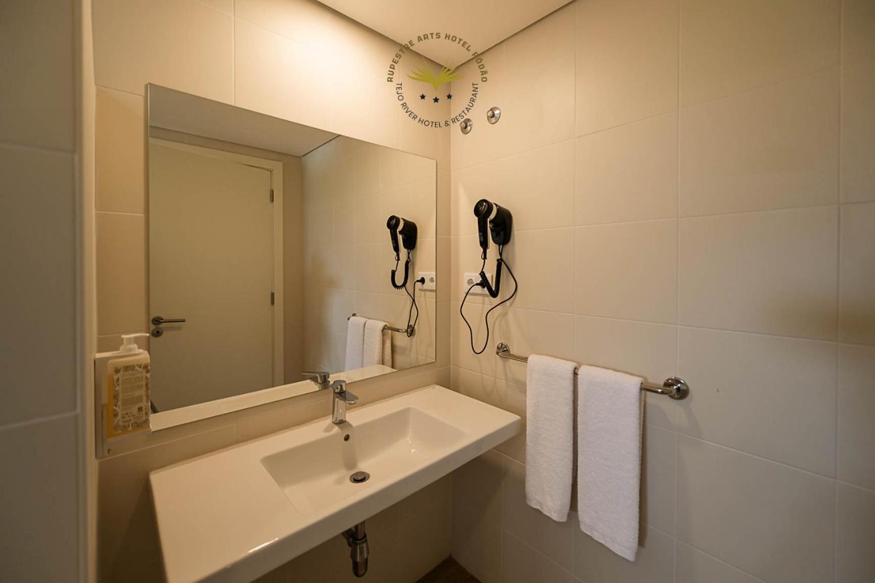 Rupestre Arts Hotel Rodao Vila Velha de Rodao Buitenkant foto